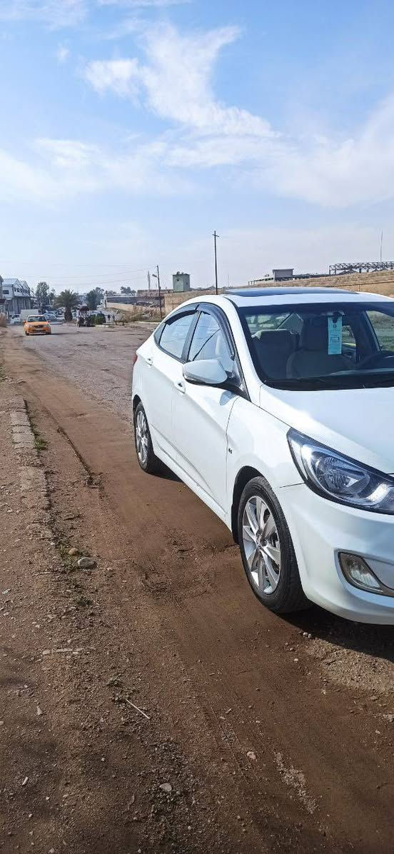 سلام وعليكم 
اكسنت 2011 خليجي رقم اربيل الجديد فول مواصفات
بيها نص جاملغ اليمين وبيها ثلاث ملاحظات تقريباً السياره بالحقيقه احلى من الصور كابون بانزين بيها 
الخاص مغلق للاستفسار الاتصال على الرقم
***********
