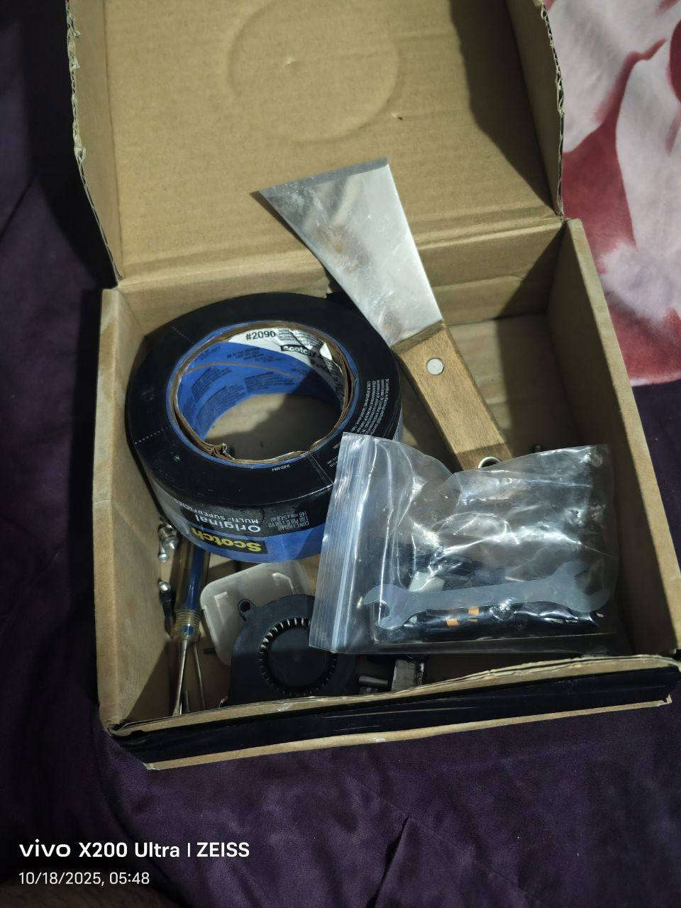 ​🚨 فرصة ذهبية للمصانع، المهندسين، والمبتكرين في العراق! 🚨
للبيع: أكبر طابعة ثلاثية الأبعاد صناعية في العراق 🇮🇶🏆
تعرف على عملاق الطباعة: ✨ Cbot 3D ✨
​هل طموحك أكبر من الطابعات العادية؟ الآن يمكنك طباعة مجسمات ضخمة بقطعة واحدة وبدقة متناهية!
​🔥 لماذا Cbot 3D هي استثمارك الأفضل؟
​📏 حجم طباعة عملاق: (600 × 600 × 1000 ملم).. نعم، يمكنك الطباعة بارتفاع متر كامل!
​🏭 أداء صناعي وسرعة فائقة: تنجز أضخم المشاريع في وقت قياسي.
​🛡️ غرفة مغلقة بالكامل: تضمن لك بيئة حرارية مستقرة لطباعة كافة أنواع الفلمنت باحترافية وبدون تشوهات.
​⚡ قوة جبارة: مزودة بـ "دبل هيتر" ونوزل قوي جداً (80 واط) لتدفق سلس ومستمر للمواد.
​🧵 اقتصادية وعملية: تستخدم فلمنت بقطر 1.75 ملم (النوع الأكثر توفراً وبأسعار مناسبة في السوق العراقي).
​لا تفوت فرصة امتلاك هذه المحطة الصناعية المتكاملة!
📩 للاستفسار عن السعر والتفاصيل، راسلنا على الخاص أو اتصل على ***********
