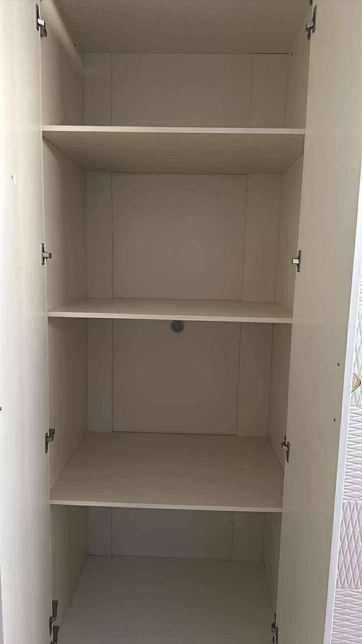 غرفه  10 قطع جديده غير مستعمله وهذه الصوره من ارض الواقع سعرها مليونين مكانها حله شارع 40 اي تفاصيل راسلوني خاص


**إذا كنت صاحب هذا الإعلان وتريد حذفه لأي سبب، رجاءا أرسل رسالة إلى الدعم الفني**