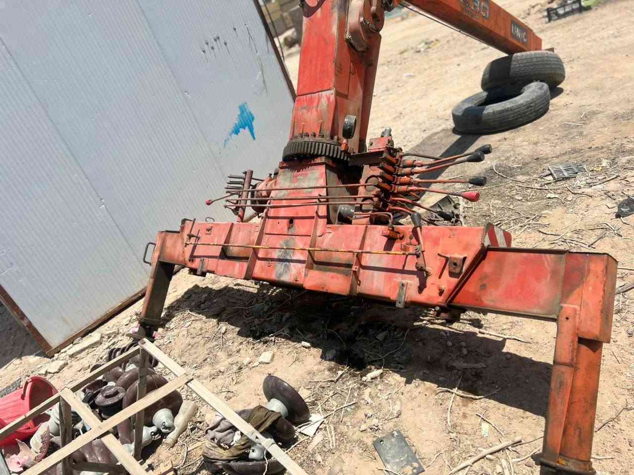 كرين 3 طن للبيع سلايتين مناسب مكانه نجف ‭***********‬
