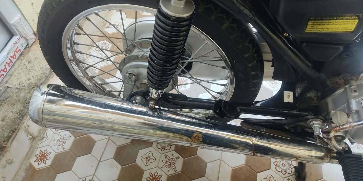 درجه اربعه كير البيع اوراق اصولي شاصي 13سعر 550بيه مجال مو شراي لا يدخل 
رقم الهاتف ***********
