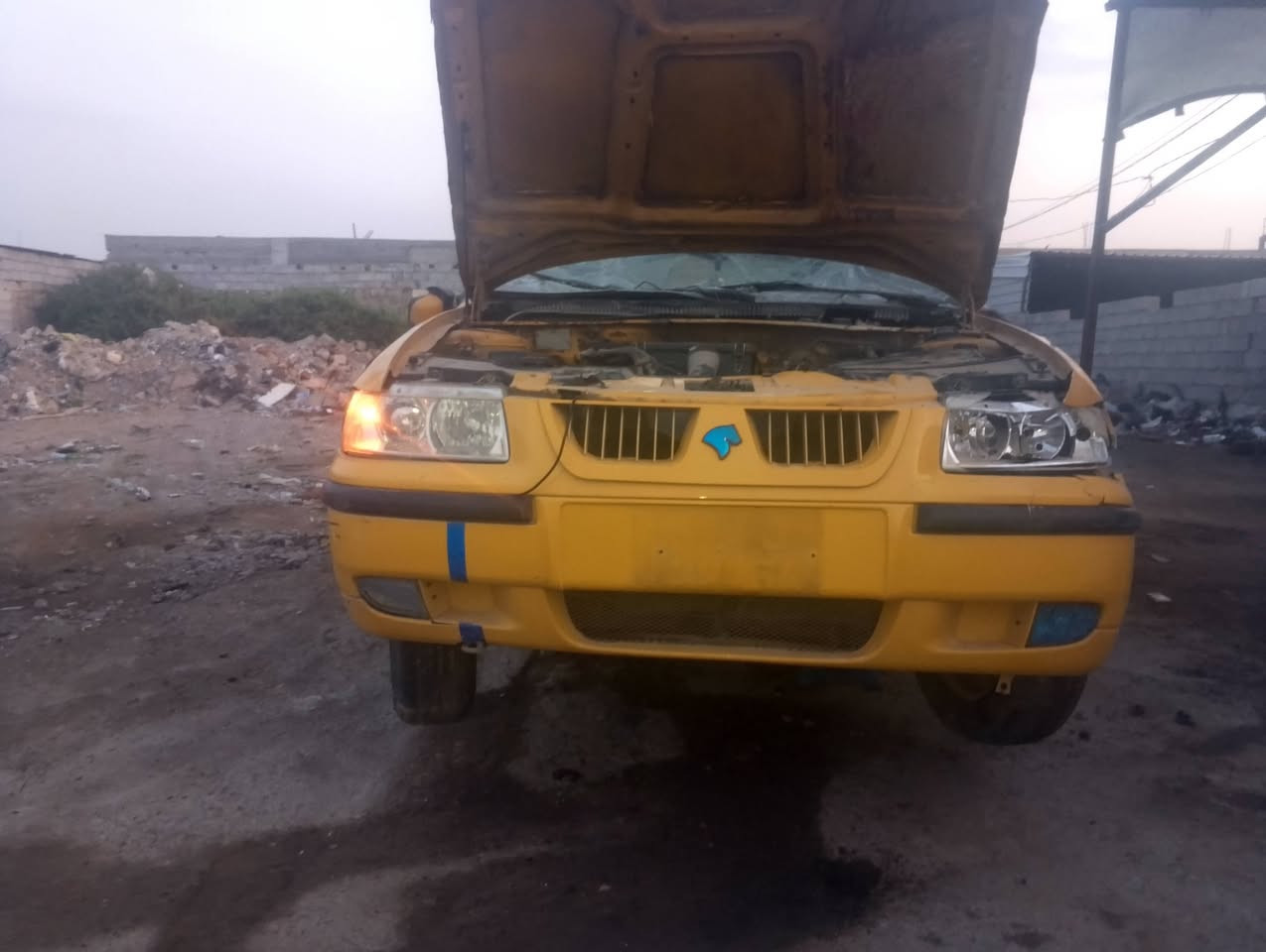 السلام عليكم تفصيخ سمند اي شي تريد موجود موبايل ***********
