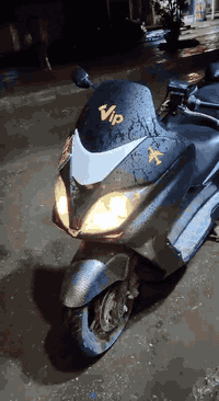 فورزا صفر صفر 8 للبيع
كفرات 80%
الرون 1 ونص ثابت
حماوة جوة النص ما تصعد
دراجه مابيها كل نقص
مكينة شرط مكفولة
كهربائياته كلها شغاله
منضومه امبيثري.
السعر 600


**إذا كنت صاحب هذا الإعلان وتريد حذفه لأي سبب، رجاءا أرسل رسالة إلى الدعم الفني**