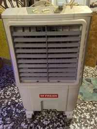 نضيفه جدا مكاني الشعله السعر ١٠٠ الف 07770270655