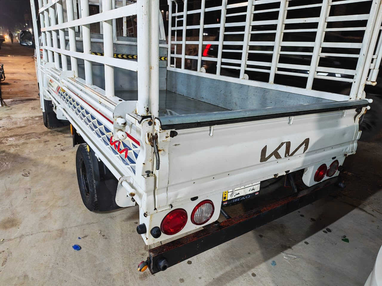 سلام عليكم من رحصت الادمن كيه بنكو موديل 2019جديده مثل مشوفون موجوده بلصوره بئسمي مكان السياره بغداد رقم ***********
