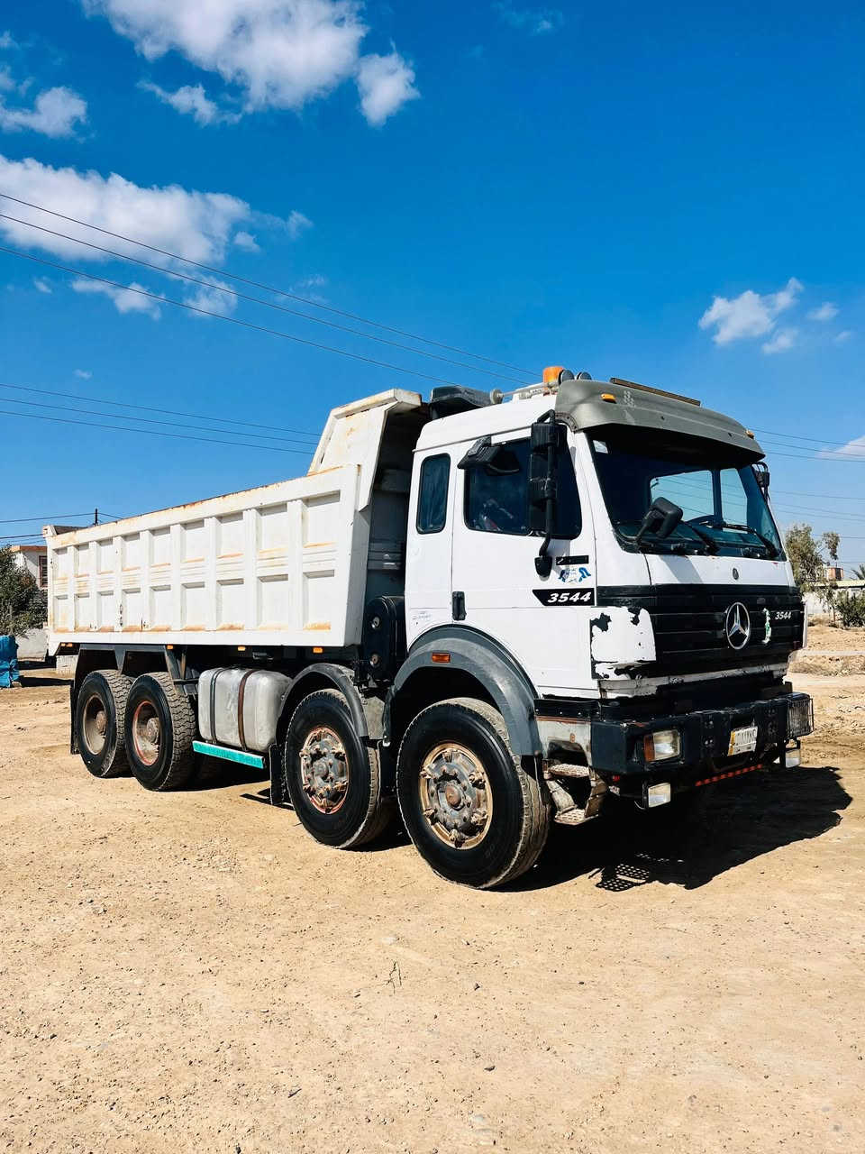 البي كرواتي موديل 93قاطره مقطوره 3 لوحات تخم تاير مجموعه جيئف ام لقيكان
حجم 44 كير 180 / ***********
