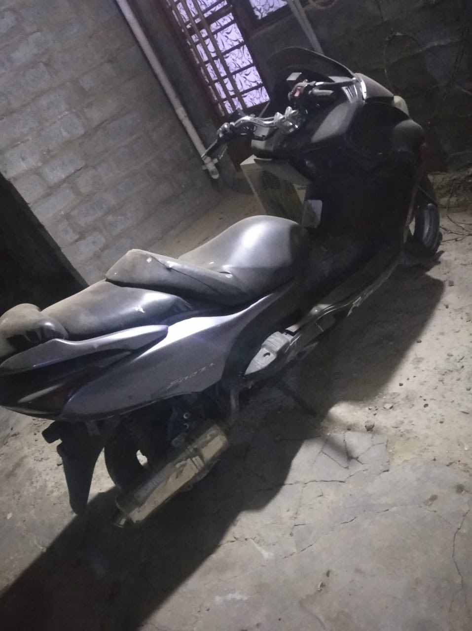 السلام عليكم فورزه ٠٨ الدراجه طافيه ابيعها ع وضعها مكاني اليوسفيه اوراقها موجوده لاصليه وتريد مكاتبه هم اسويلك سعرها ٥٥٠ وبيها مجال قليل 
رقمي ***********
