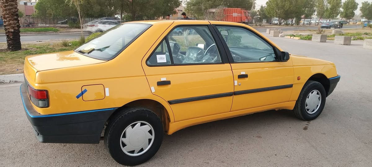 السلام عليكم بيجو روى موديل 2009 بلادي كير مكينه اكسل تبريد شغال تخم تاير صدر جديد بيهة طخه خفيفه بل جاملغ خلفي  سياره جديده تريايك لبصره رقم بغداد  بسمي هيئه وغرامات مصفر  مكان بغداد البياع  سعر 38وبيهة مجال حك جيه ذا ما يعجبك سعر اعبر منشور تصال ***********وبل خدمه
