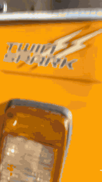 السلام عليكم تكتك للبيع 2019 تكتك نضيفه كامله مكلمه من كلشي ميكنه خرسه كهربائيات كله شغاله اي نقص مابيه مكاني بغداد جديده /***********
