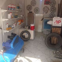 عندي محل بنجرجي  وزيوت ماعندي احد يكعد بي للبيع سعره 900ابجار محل 125 ...