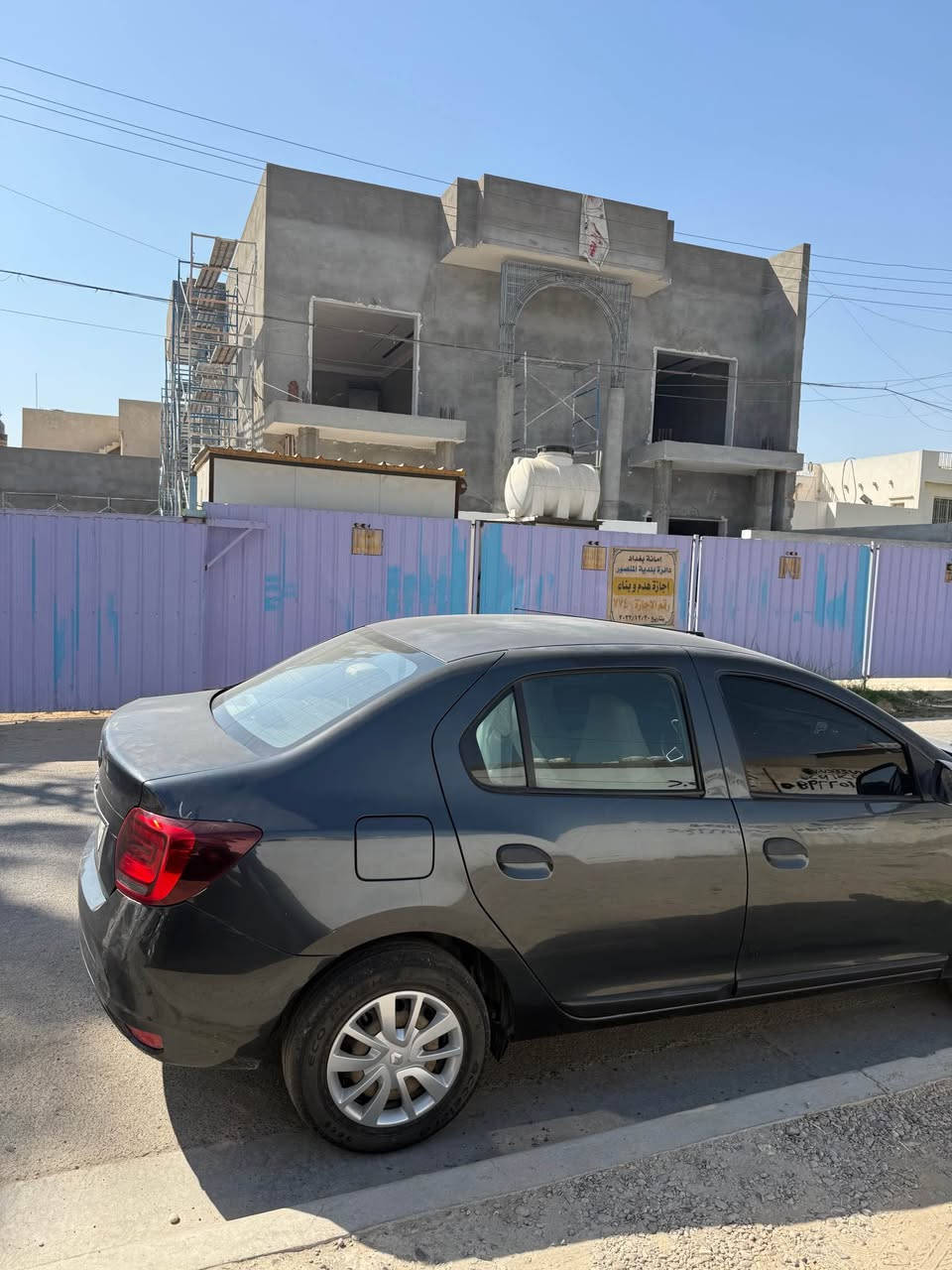 سلام عليكم رينو سمبل 2019 
بيع او مراوس 
السعر 75 ورقه وبيها مجال 
السياره بدون صبغ فقط جراد بيها 
مكان السياره بغداد حي العدل
ماشيه 110 الف
للستفسار *********** بغداد, العراق
