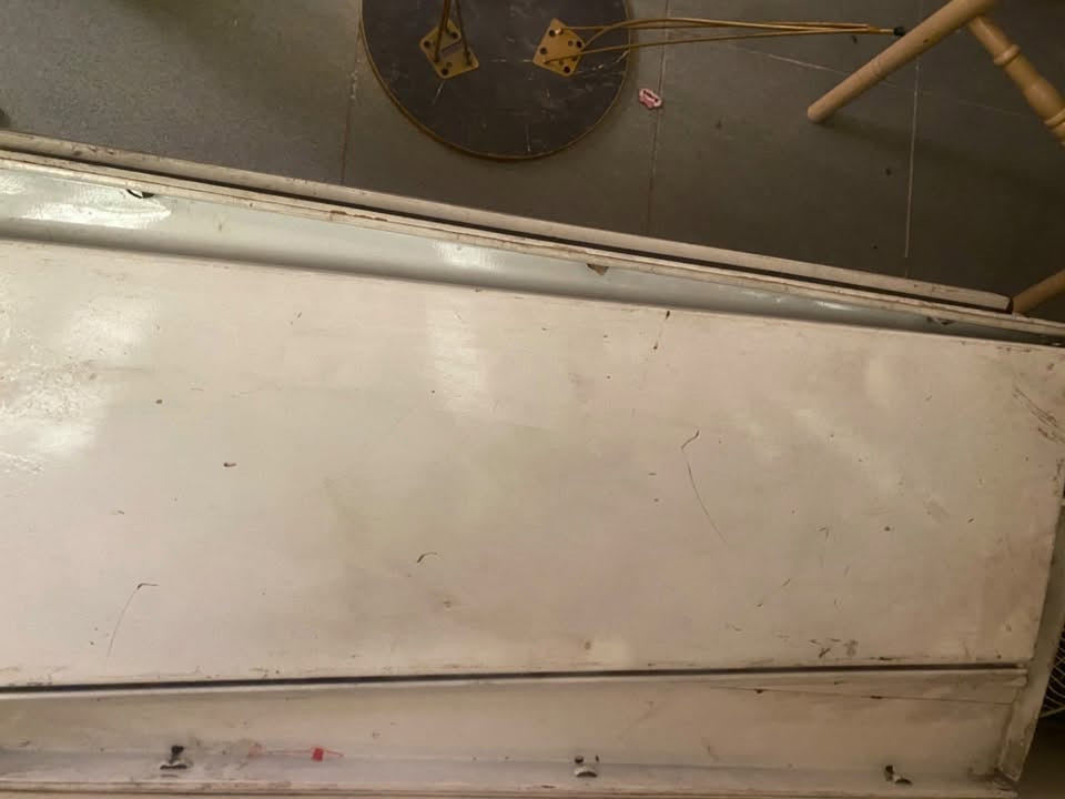 بسم الله

يتوفر رفوف للبيع مستعملات 

الابيض 24 رف 

الاحمر 16 رف 

قيموهن باللي يرضي الله 

مكانهم بغداد 

للاستفسار ***********
