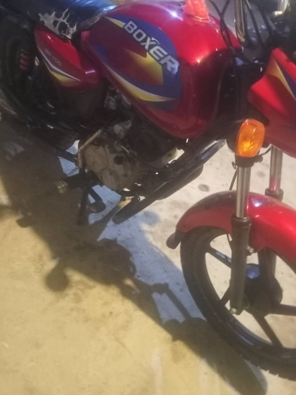 سلام عليكم دراجه بوكسر بيها نوقص وخيط تبخير لسعر 600 وبيها مجال بصيط مكاني بغداد قرب  الفرنسي هاذه رقمي ‏‪***********‬‏
