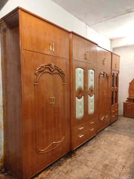 #متابعينا_الكرام# 
#غرفه_نوم_سته_ابواب_ملحق_شغل_عراقي_ثقيل_جداً
درجه اولى شرط شغل توصيه نقش ودنك زان مصري شغل  الغرفه معروف 👌🏻زاوية ملحق برتفاع القنصور ضهر حل وشد براغي نظافه الغرفه 95% 💫
 مستعدون لشراء غرف النوم والقناصير المستخدمة
للاستفسار مراسله الصفحه او الاتصال على  الارقام التالية 
***********📲 واتساب 
***********📲 

📍 العنوان موصل الجانب الايمن دوره الزنجيلي📍
💙تابعو صفحتنه ليصلكم كل ماهو جديد وحصري💙
