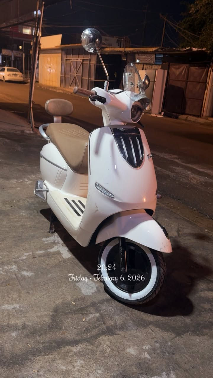 السلام عليكم دراجه TAILGكلاسك للبيع الدراجه نضيفه بس بيها كم شخط   مواصفاتها ملف 1600 وبيها 6 بطاريات ومثبت سرعه  الدراجه نضيفه استعمال شهرين سعر 850 و بيها مجال الرقم ***********
