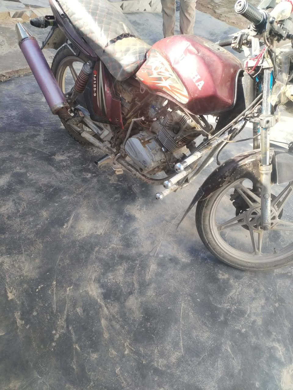 ماطور هيوشه جاهز من كلشي 
كهربائيات جاهزه سلف جاهز 
كير محرك شاصي كفاله 
ماطور جاهز شغل وامشي سعر 300وبي مجال لطيبين 
***********
