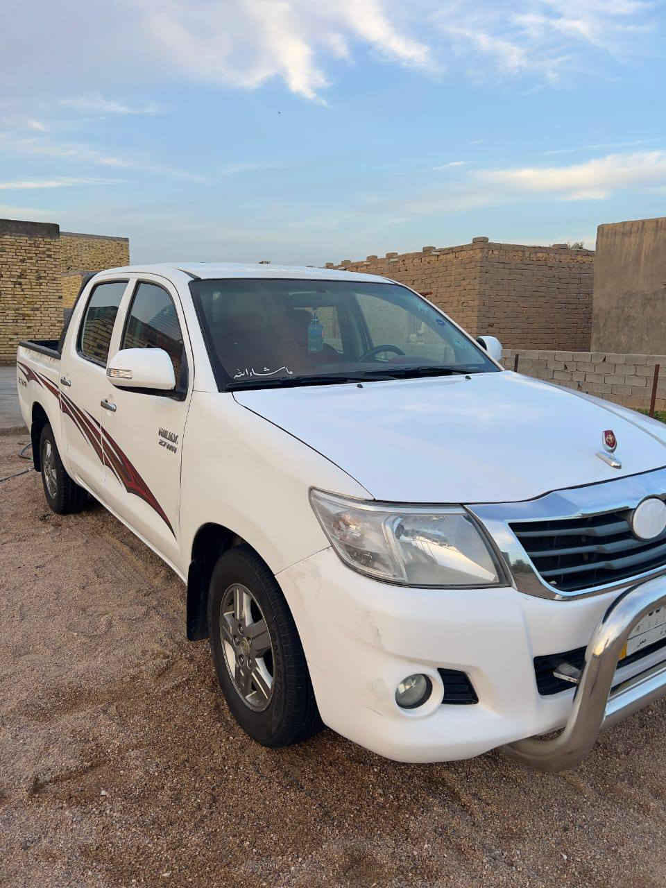 للبيع فلاونزه موديل 2014 كويتي كير وتماتيك سياره مكفوله رقم بصره مشروع وطني سنويه مجدده محرك وكير كفاله تخم تاير برجستون اصلي سياره جديده مال جناي سعرر 180الشراي يتصل مكلف بنشر ***********
