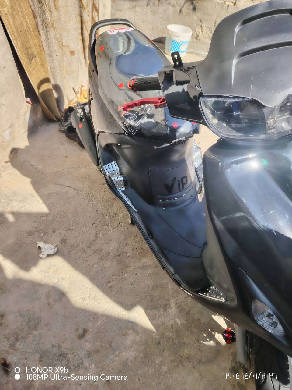 السلام عليكم من رخصت صاحب الكروب دراجه فراشه فحل للبيع كامله مكمله 1بوشه 55
2ويل رياضي 
3لايت زنون اصفر ابيض
4صالنصه ｆｍرياضي
5استاند رياضي 
6هورن سيدان 
7هندر 
8سلف 
9تنكر سلف وتطلع منتخسر ربع 
السعر 650 وبيه مجال 
الهاتف  ***********
