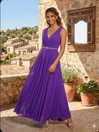 فساتين حفلات • ايجار وبيع • توصيل