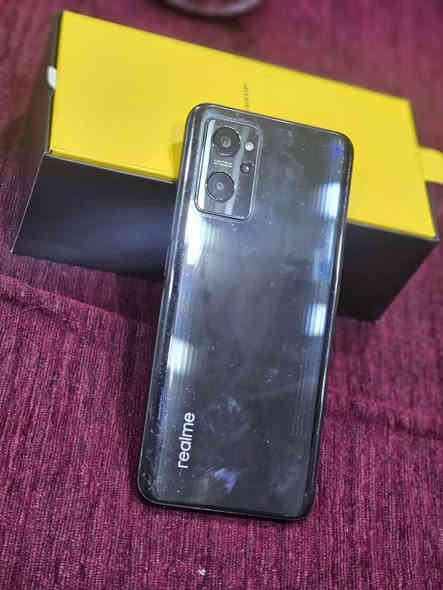 السلام عليكم
ريلمي 9i للبيع السعر 120 وبي مجال 

ذاكرة ١٢٨ 

نظيف جدا مع الكارتون فقط 

العنوان الموصل حي فلسطين 

***********

***********
