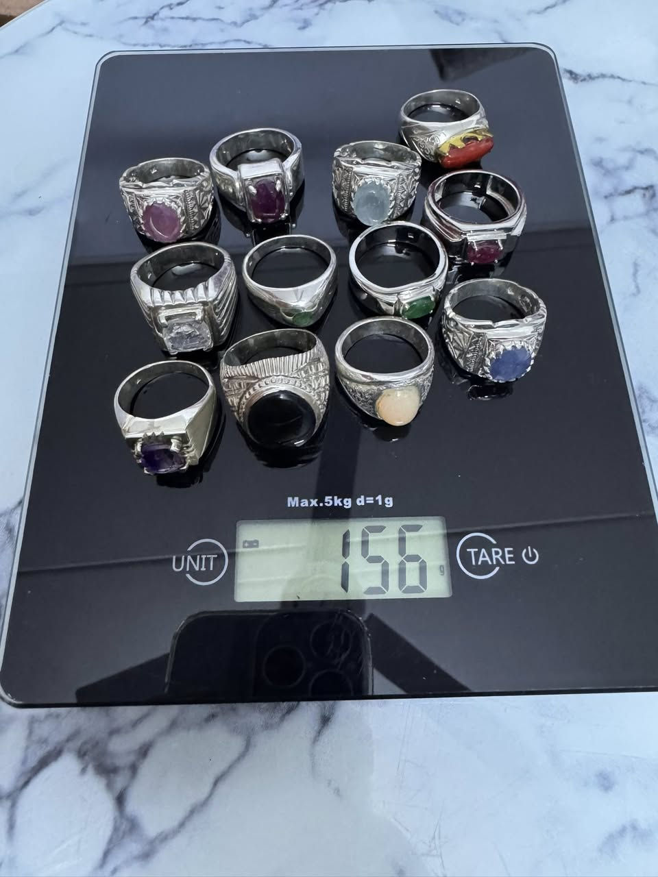 السلام عليكم
١٢ خاتم للبيع كلهن صياغات ممتازه عيار الفضه ٩٥٠ والأحجار اصليه غير معالجه
ياقوت افريقي غير معالج عدد ٣
زمرد زانبي عدد ٢
مرجان تونسي داير نحاس عدد ١
توباز افريقي اصلي عدد ١
اكوامارين عدد ١ 
زفير عدد ١
عقيق اسود يماني شفه عدد ١
اوبال اثيوبي عدد ١ 
جمشت تراش عدد ١ 
البيع جمله ومفرد 
للاستفسار اتصال او واتساب ***********

