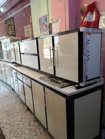 سلام عليكم كاونتر مستعمل للبيع نظيف جدا 3متر مرمر سنكي السعر 350اوبي مجال كربلاء حي  العسكري لعابد ومقابل مستوصف ***********او*********** كربلاء
