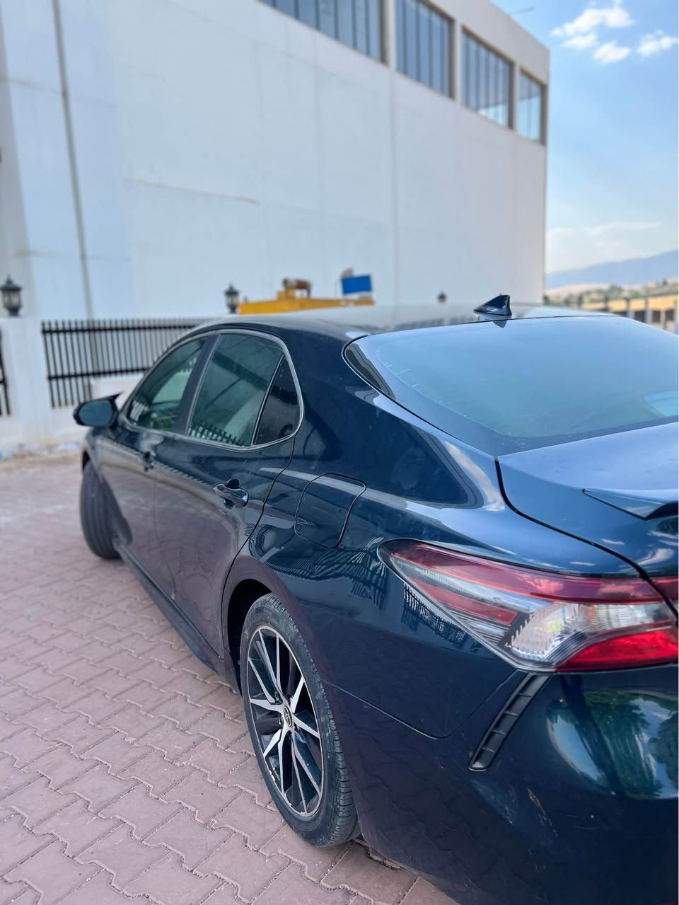 TOYOTA CAMRY 2021 SE
سي بارجه سبوخ بي داخلي
كير مكينه شه رت 
تحويل وكاله شه رت 
رقم سنوي جديد 
سعر فول مناسب
*********** أربيل, العراق
