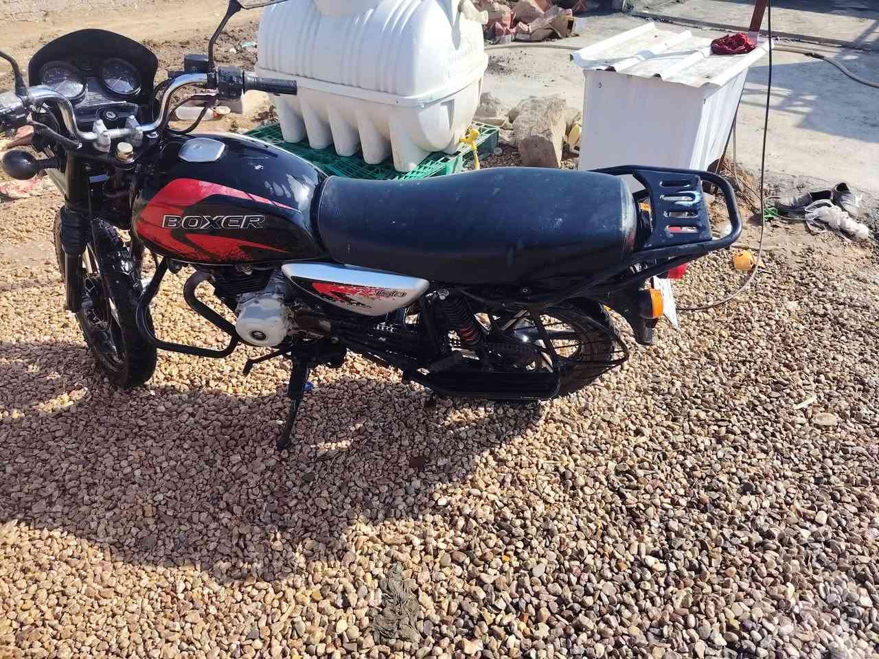 دراجه بوكسر موديل 23 مرقمه وباسمي هاي كدامكم سعره مليونين مكان ديوانيه وبيهه مجال حك الجيه مستعجل عله بيعته عندي ضرف الشراي يراسلني


**إذا كنت صاحب هذا الإعلان وتريد حذفه لأي سبب، رجاءا أرسل رسالة إلى الدعم الفني**