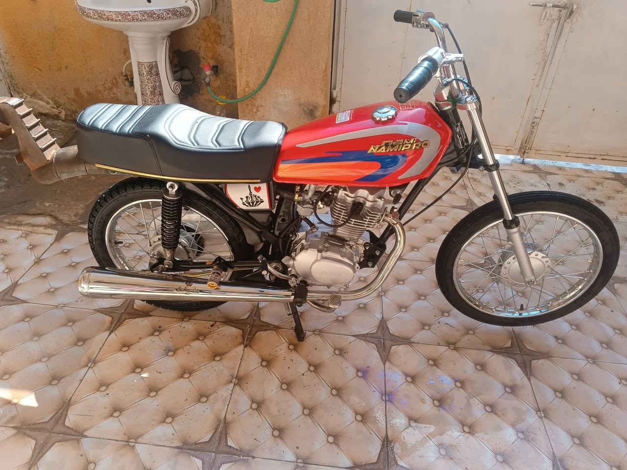 سلام عليكم دراجه البيع تعمير 26 أول تبديلت دهن اله شاصي 2024 دراجه كامله ما ناقصه يشي وبخدمت شراي مكاني شطره رقمي ‏‪***********‬‏
