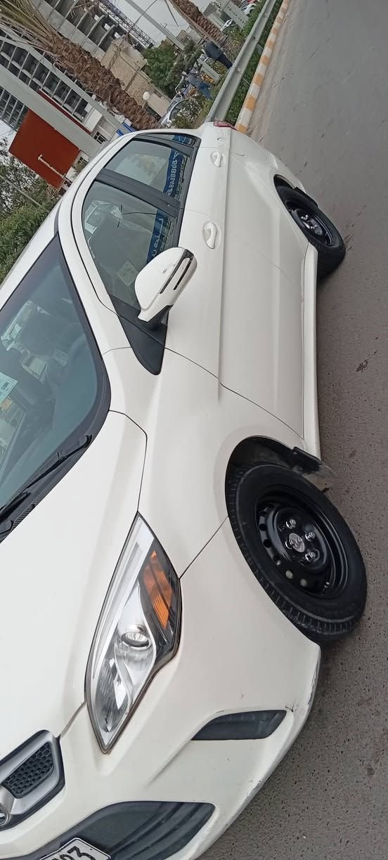 سلام عليكم بايك D20 موديل 2019 سياره جديده ماشيه 116 بيه صبغ شويه بالجاملغ الامامي بدون دواخل طخه بسيطه والباقي كفاله كير محرك يابانية بدون تحوير رقم بغداد باسمي هزه وارقام جدد  السعر 75 وبيه مجال مكاني الكرخ العامريه رقمي ***********
