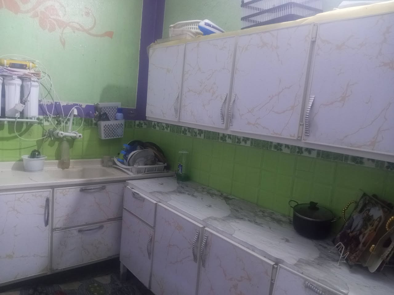 كونتر نضيف للبيع السعر 300
تخم نضيف للبيع 200
اميز يلازمه 35 
***********
