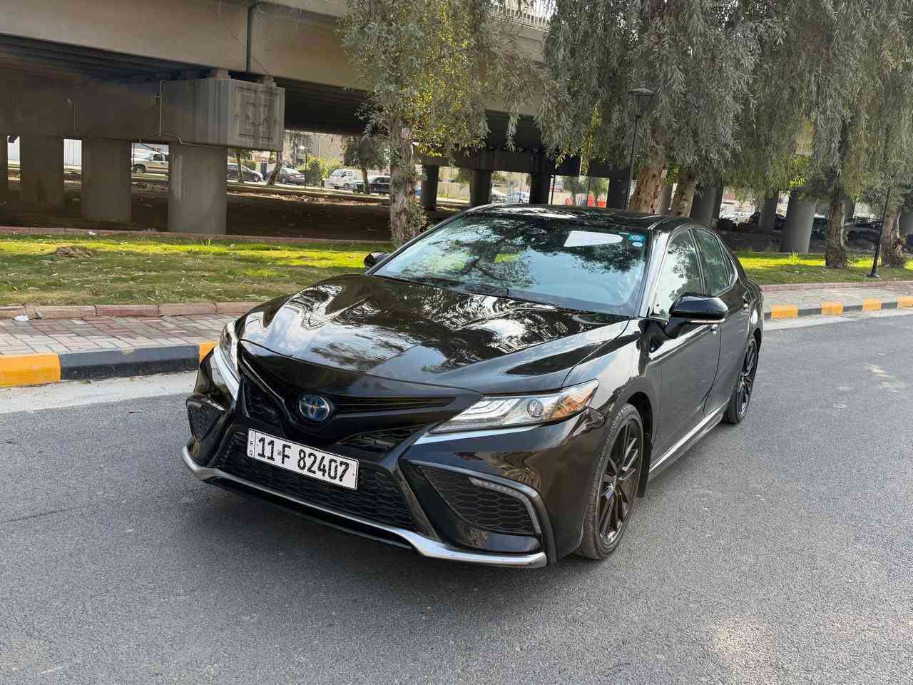 السلام عليكم 
تويوتا كامري 2024 هايبرد XSE
السعر 220
المميزات:
✔️ هايبرد – توفير عالي بالبنزين
✔️ فئة XSE الرياضية
✔️ أنظمة أمان متقدمة
✔️ شاشة حديثة + تقنيات ذكية
✔️ داخلية نظيفة جدًا
💰 السعر: [220 بيها مجال بسيط 
📍 الموقع: بغداد حي الجامعه 
📞 التواصل: 
***********
*********** بغداد, العراق
