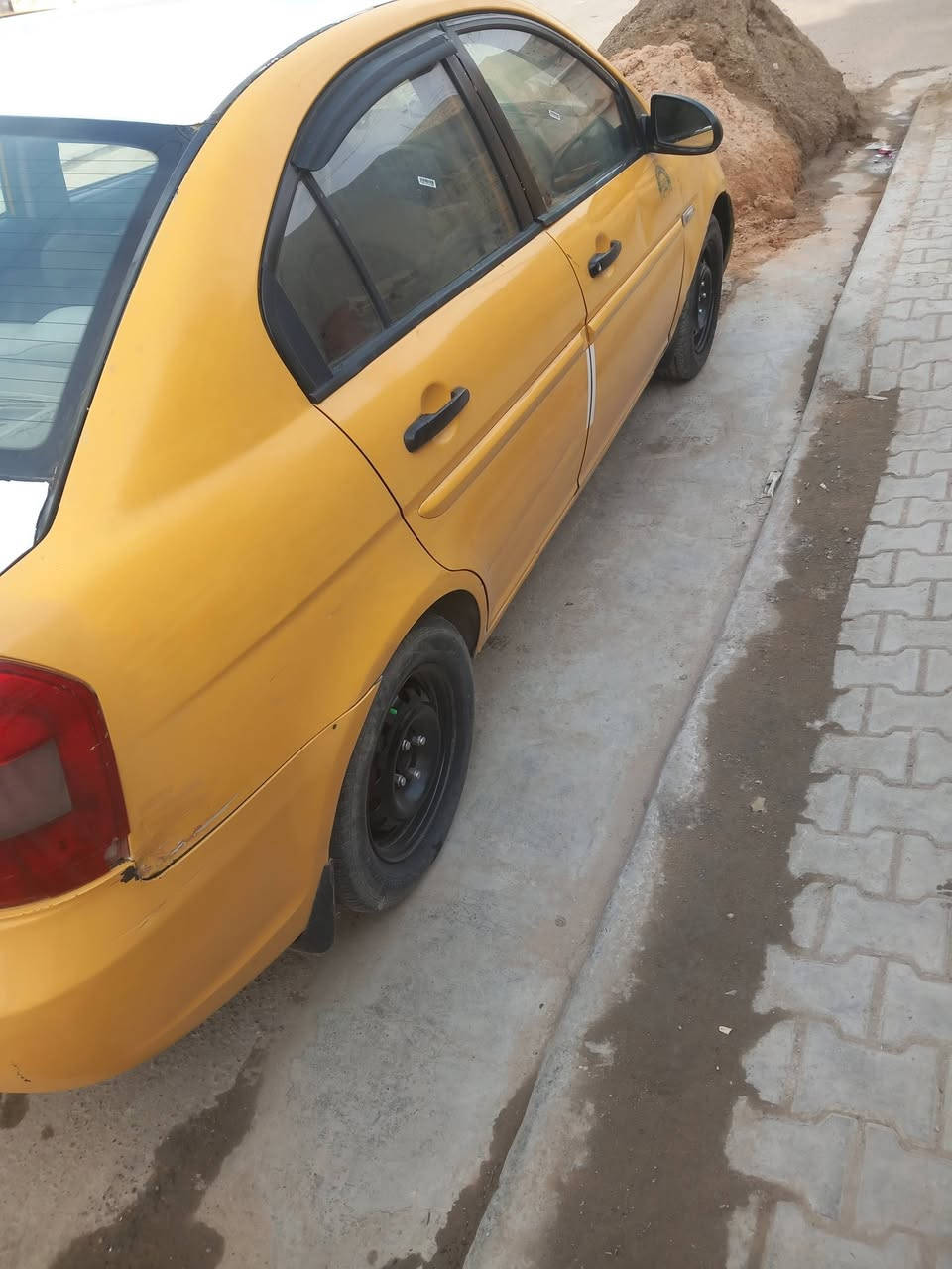 سلام عليكم اكسنت 2009 السياره باسمي مكينه 1600 كير اوتوماتيك تبريد شغال حداديه جديد سياره جاهزه كبل لشارع بيه جاملغ ايمن امبدل السعر 70 
***********
