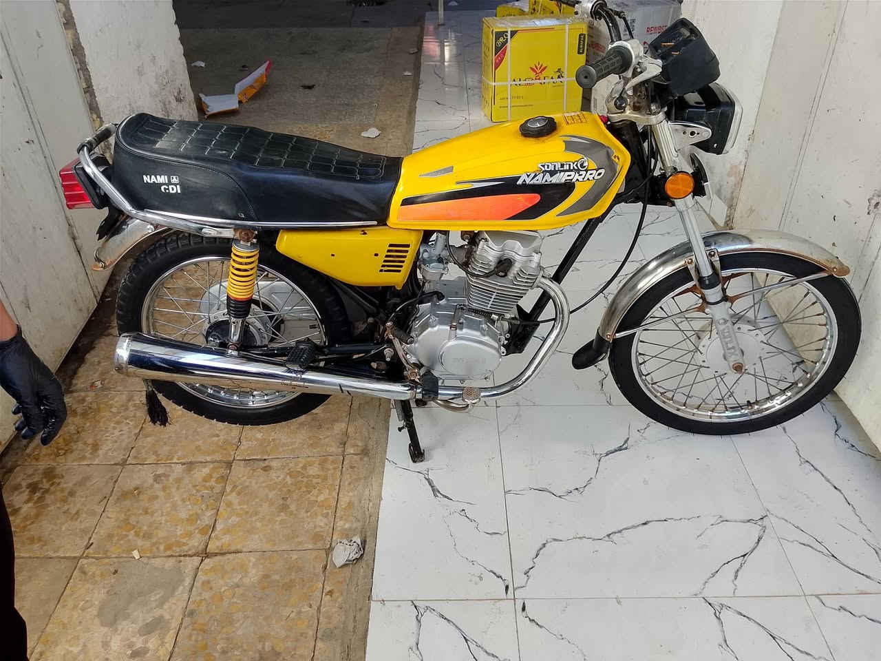 السلام عليك دراجة للبيع السعر 650 وبيها مجال بدون اوراق المكان المشرح ....


**إذا كنت صاحب هذا الإعلان وتريد حذفه لأي سبب، رجاءا أرسل رسالة إلى الدعم الفني**