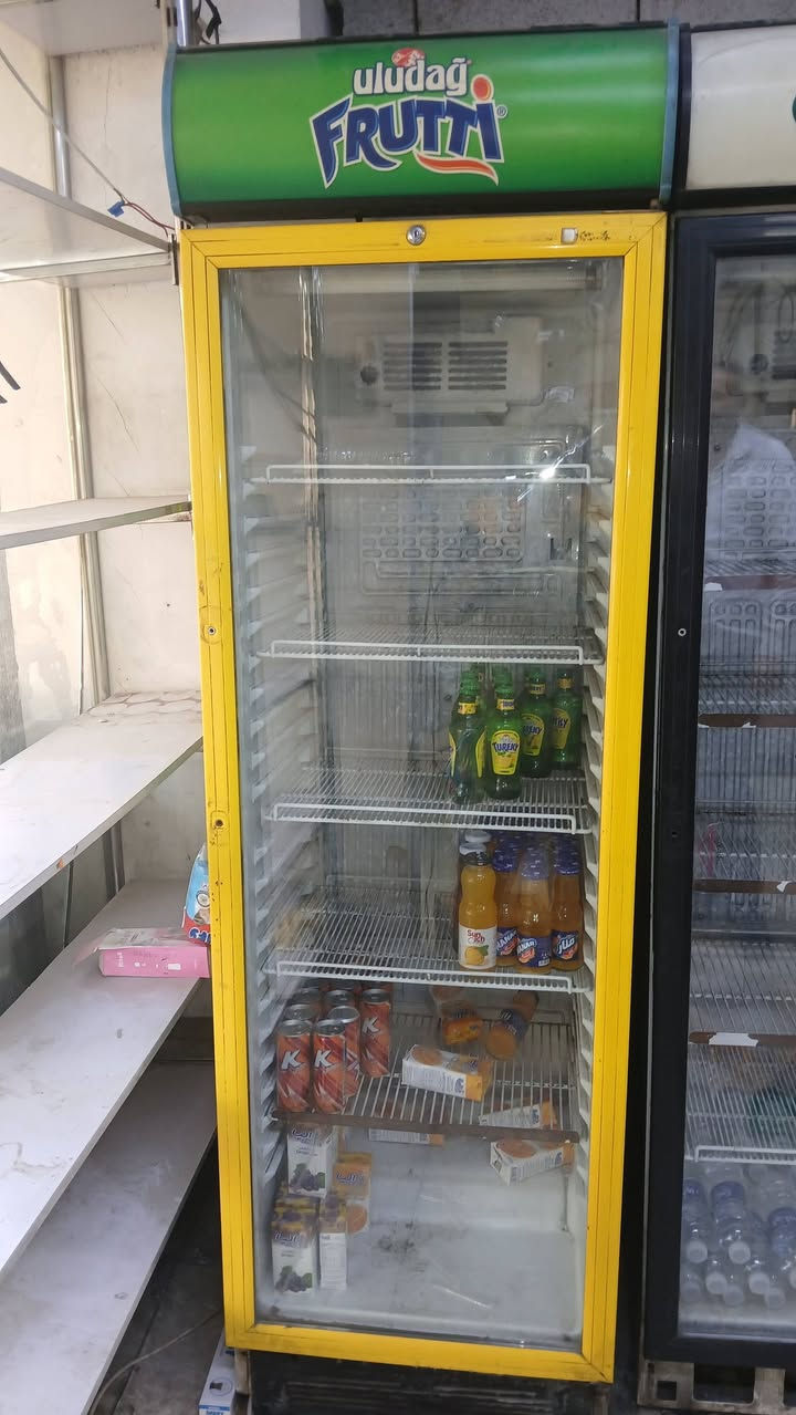 السلام عليكم
عارضات شغلات مكانهن بغداد البياع  ***********
