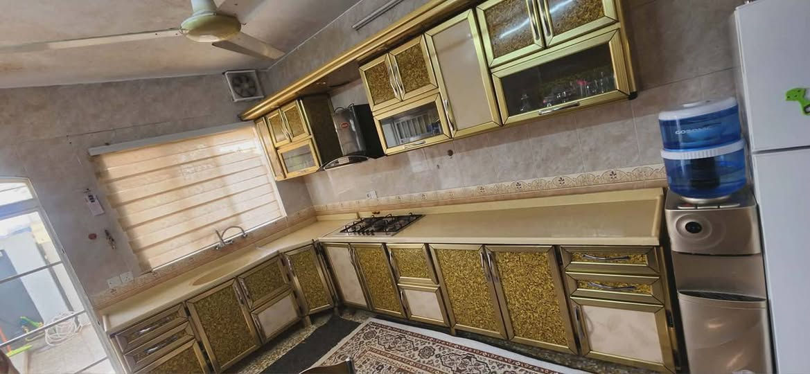 كاونتر للبيع بلموصل جانب الايسر
توصيل مااكو
5 امتار ونصف طول الكاونتر كامل  مع السنك 
3 امتار و75 س م  طول الملحق
الشراي يتصل عل الرقم ***********
#متابعيني #لايك_متابعه_اكسبلور
