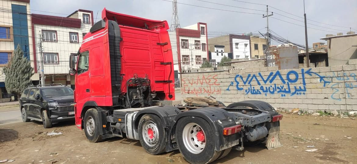 للبیع 
راس ڤالڤو 2005
کیر اوتوماتیک بلادی
سنکل بلادی
محرک کیر اکسل شاصی مکفول
تانکی موموجود مکان اربیل
*********** واتساب
