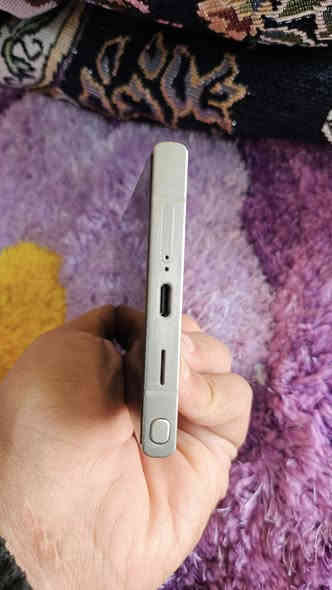 جهاز s24ultra ذاكرة 1تيرا (1024)غيغا
اللون البرتقالي المميز الشراء من موقع سامسونغ كارتونة ضايعة بي ضمان كسر الشاشه على الايمي مال الجهاز جهاز نضيف كلش سعرة مليون و100 قفل من الاخير عنواني كربلاء طويريج 
رقم الهاتف ***********
