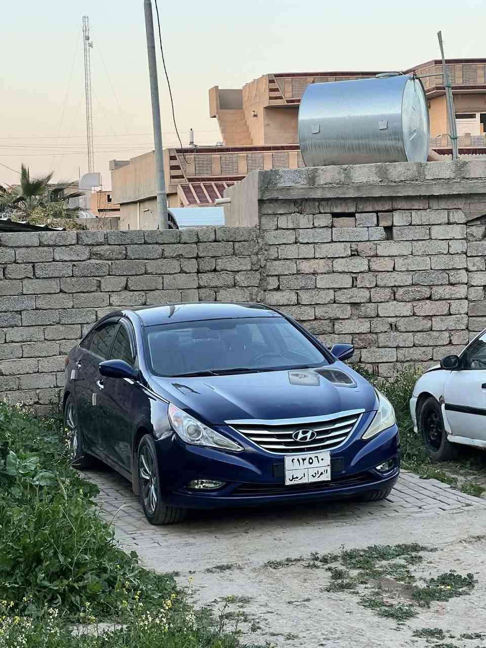 سوناتا ادوات موديل ١٣ كير مكينة صدر تايرات تبريد كلها فول وبالشرط السعر ٤٦ البيع نقدا فقط او مراوس مع فرق مكانها بالدور ***********
