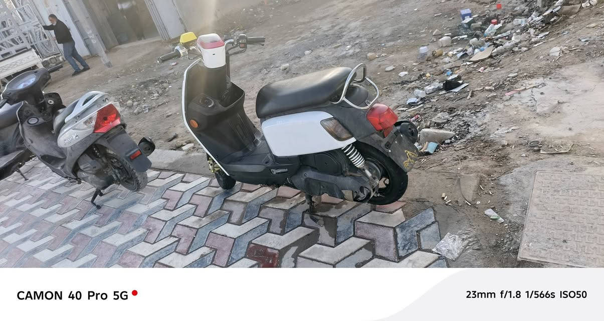 ماكس بوليسيه للبيع 
مكاني شطره سعر 600 
***********
