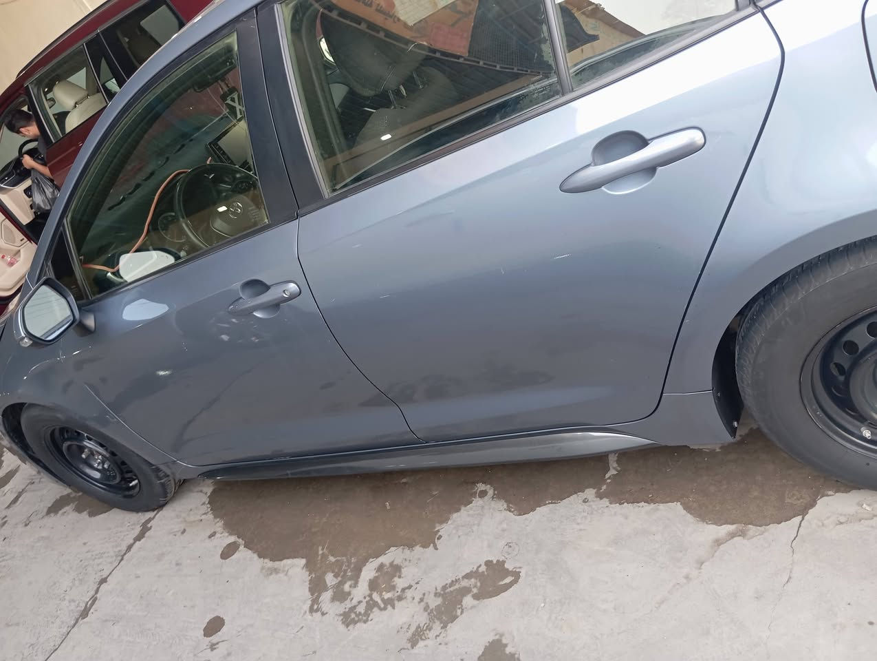 كورلا موديل 22 وارد امريكي بيعه قطعتين بدون دواخل مواصفات seجاهزه من كلشي مواصفاته قياده ذاتيه اوتو هولد سايد بريك كهرباء تحديد سرعه تحديد مسار محرك 2000تجي السياره بسمي تحويل مباشر يعني السياره عارضهه 122ورقه وبيهه مجال مكان السياره بغداد اليوسفيه رقم الهاتف ***********
