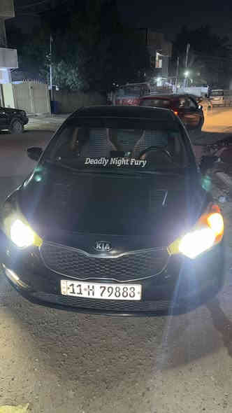 السلام عليكم 
كيا فورتي موديل 2016 
السياره نضيفه واني معتني بيه 
محرك 2000 دوش 
سياره بيه بنيد اخذته وراجع نفسه 
وبيه بلباب الخلفي ضربه وسويته اني نضربت عندي 
تبريد تدفئه كامله وتحكم ستيرن 
شادله شاشه اصليه وعندي شاشته البلاديه هم 
رقمه بغداد انكليزي الجديد سنويه وهزه جدد 
السياره ب اسمي تحويل مباشر 
السياره خير من الله 
رايده ب 108 وبيه مجال اتصل وتدلل 
***********
