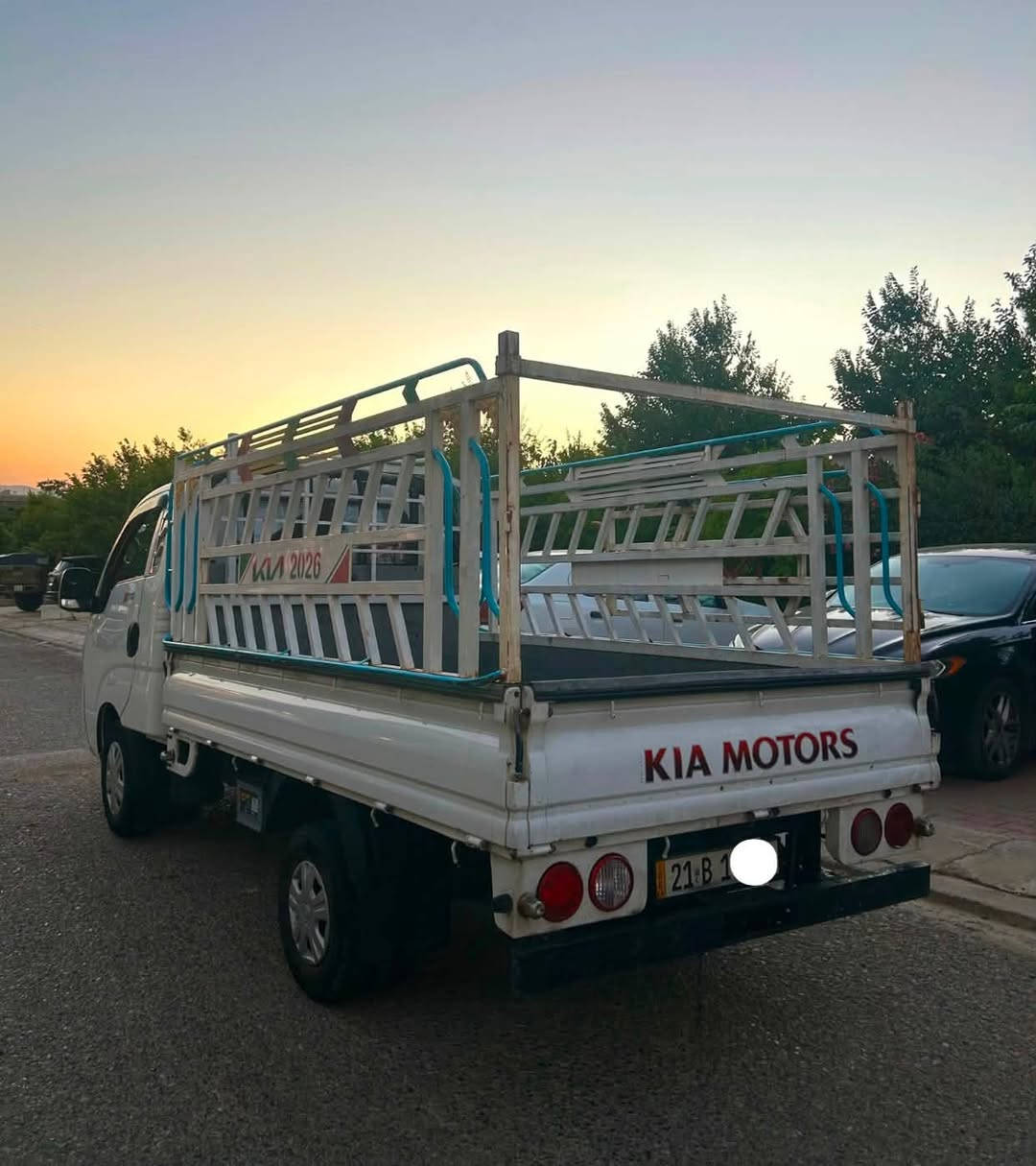 Kia 2700
کیا دوو طنی مۆدێل ٢٠١٥

مەکینە ٢٧٠٠

پاک بێ بۆیاخ بەس پەڵەی بچوک ساردی هەیە 

گێڕو مەکینە بەشەرت 

ماڵی دۆست و کەسابەت 

***********
