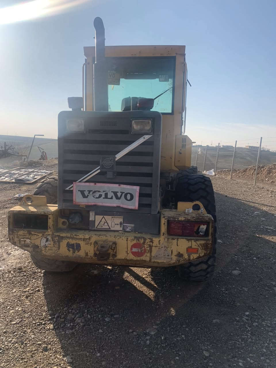 شفل فالفو حجم ٥٠موديل١٩٩٨ رقم و سنويه
گير عطلانه سعرها ١٥٠ ورقة 
*********** واتساب
