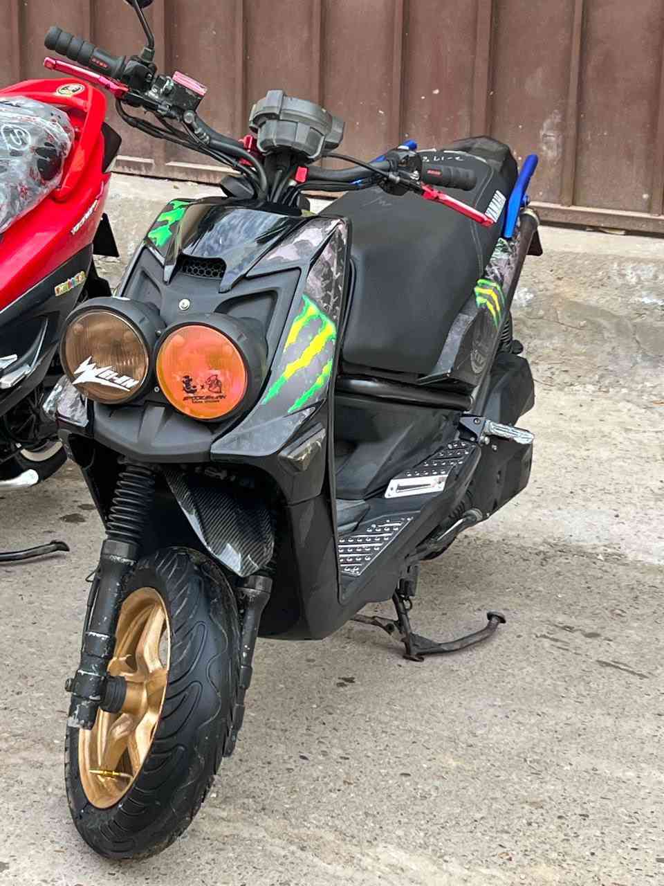 السلام عليكم جبلي ام عيونن صار شهر من نزلت من الرمبه الميعرف بيهن ليطبلي السعر ١٤٠٠ الغزاليه  ***********  الدراجه كفاله عامه
