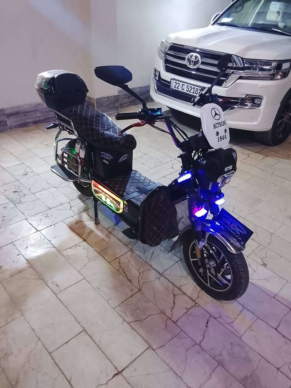السلام عليكم
للبيع جبلي 2025 موطور نضيف بطاريات عل فحص  سعر 600 بي مجال قليل 
للاستفسار ***********
  ***********
مكان فلوجة حي الامين قرب جامع السلام
