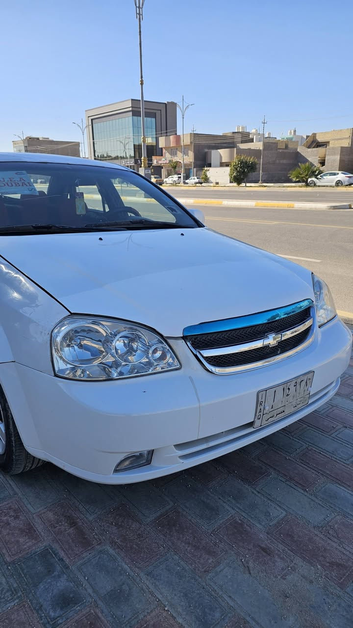 اوبترا 2012
رقم نجف 
السيارة جاهزة من كل شي 
بيه ربع باب و ربع جاملغ كفالة من ضربة 
حدادية كهربائيات تدفئة تبريد كير محرك 
كلش حلوة 
مري شفط 
مكانها كربلاء 
ب 77 و بيها مجال للطيبين 
***********
