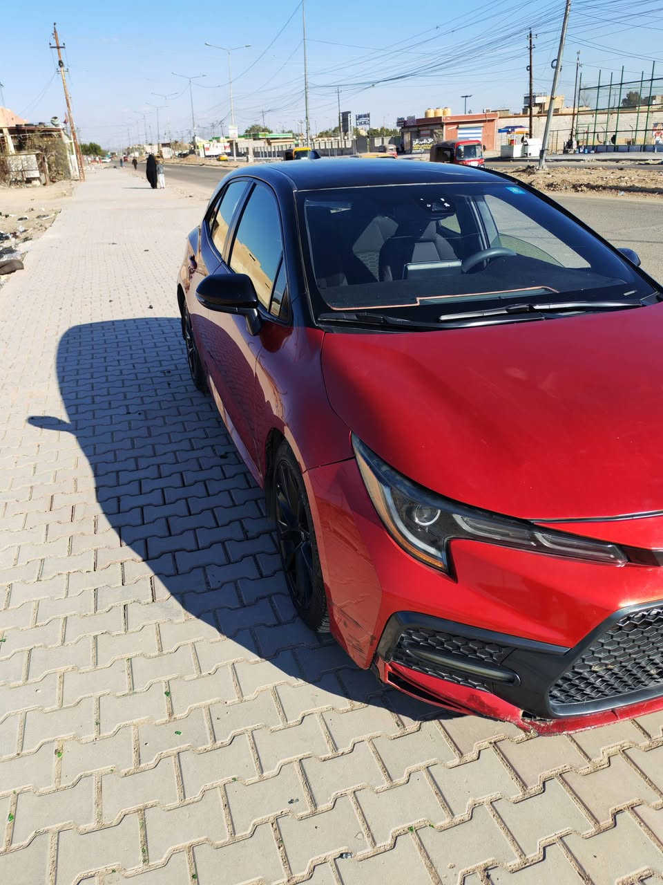 السلام عليكم
رمضان كريم علينا وعليكم 
كورلا هاتشباك موديل 2022 وارد أمريكي ياباني اصلي 
مكينه 2000كير رياضي 10 نمر شفتات بالاستيرن السياره مليانه مواصفات باستثناء الفتحه 
ويل مع تخم تاير 18 جديد للبيع او مراوس حسب القناعه السعر 130 مكانها بغداد 
الاستفسار الاتصال 
*********** 
حادثه البنيد طاير على القماره ضرر بسيط
