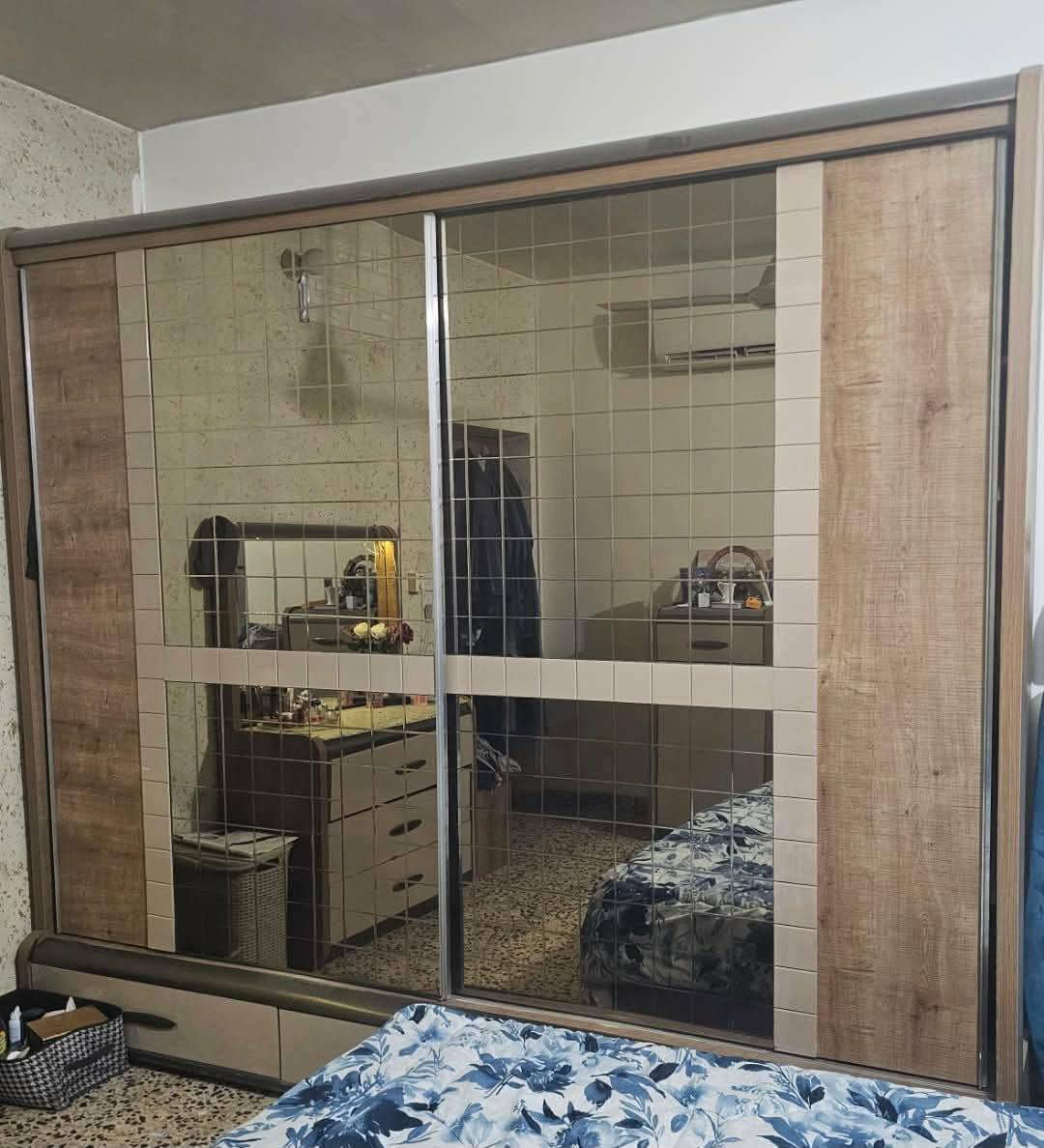 غرفه نوم عشره قطع للبيع مكانه العامريه ***********
