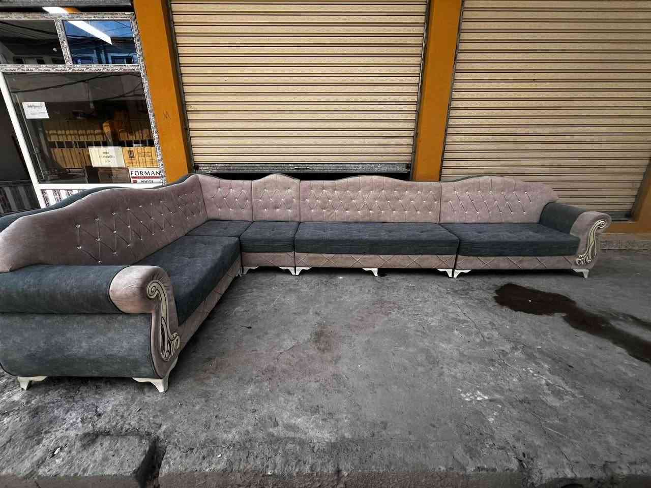 ديوان للبيع مابي اي. عيب حيل نضيف 
٧امتار ونص
عرض خاص 📍
سعره 190


**إذا كنت صاحب هذا الإعلان وتريد حذفه لأي سبب، رجاءا أرسل رسالة إلى الدعم الفني**